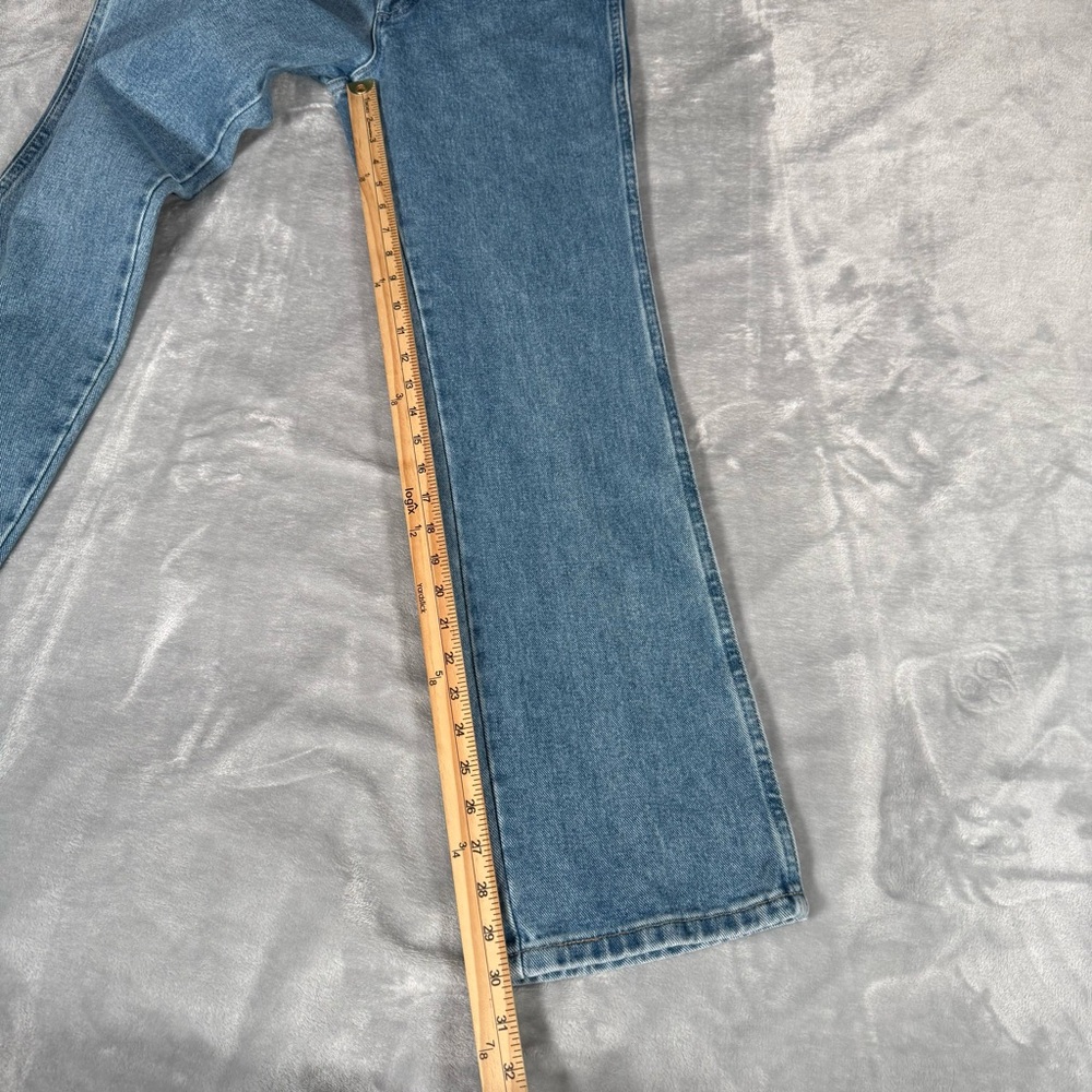 Wrangler Cowboy Cut Slim Jeans Mens 28x30 Light Wash A102 NEW - Picture 8 of 11